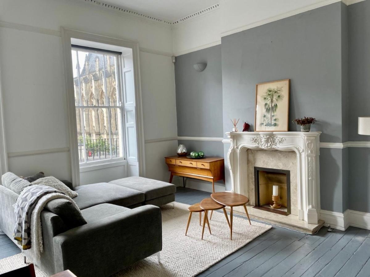 Grand & Graceful One Bed Flat In Clifton Village Bristol Exterior photo